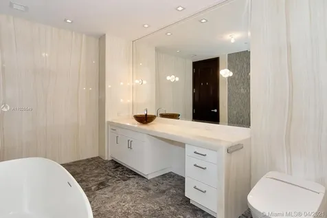 17749 Collins Avenue Sunny Isles Beach FL 33160