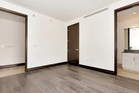17749 Collins Avenue Sunny Isles Beach FL 33160