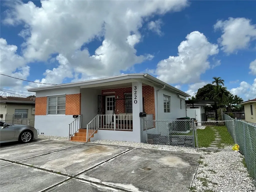 3220 SW 90th Avenue Miami FL 33165