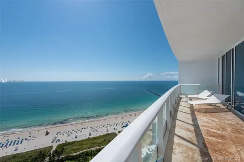 100 S Pointe Drive Miami Beach FL 33139
