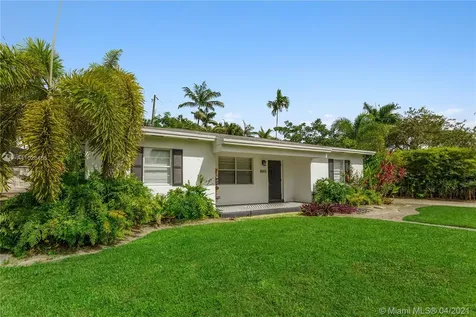 8005 SW 63rd Place Miami FL 33143