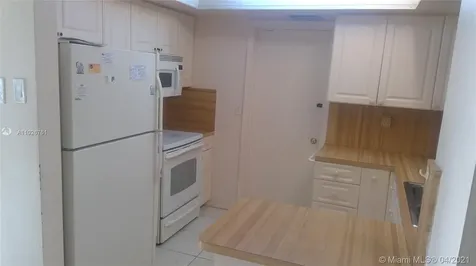 4518 NW 43rd Avenue Tamarac FL 33319