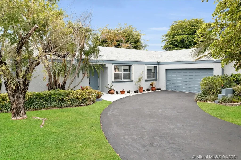 15750 SW 152nd Avenue Miami FL 33187