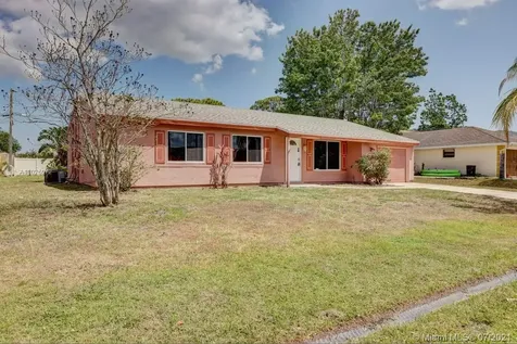 1449 SE Minorca Avenue Port St. Lucie FL 34952