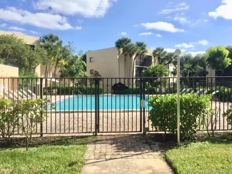 8075 SW 107th Avenue Miami FL 33173