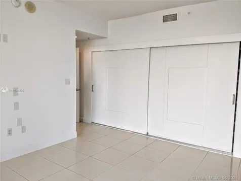 275 NE 18th Street Miami FL 33132