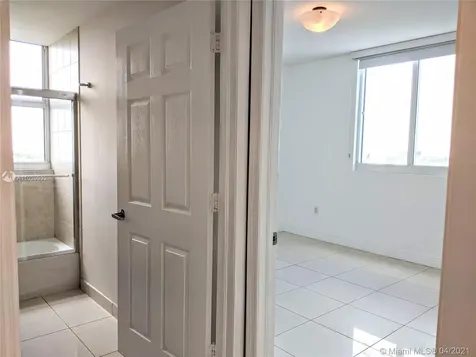 275 NE 18th Street Miami FL 33132