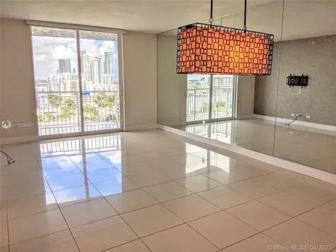275 NE 18th Street Miami FL 33132