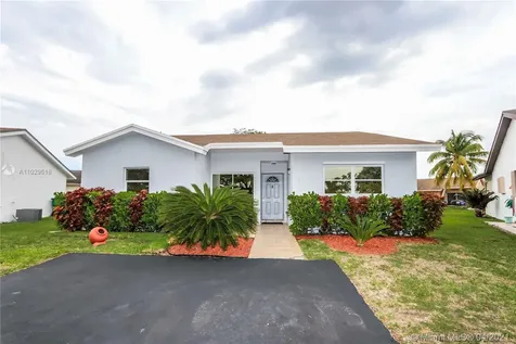 4211 SW 138th Place Miami FL 33175