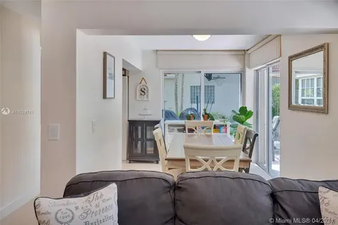 1285 Bayview Circle Weston FL 33326