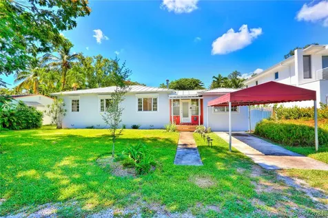 5752 SW 77th Terrace South Miami FL 33143