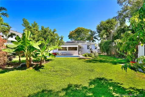 5752 SW 77th Terrace South Miami FL 33143