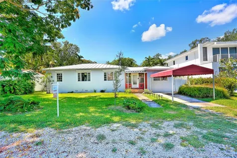 5752 SW 77th Terrace South Miami FL 33143