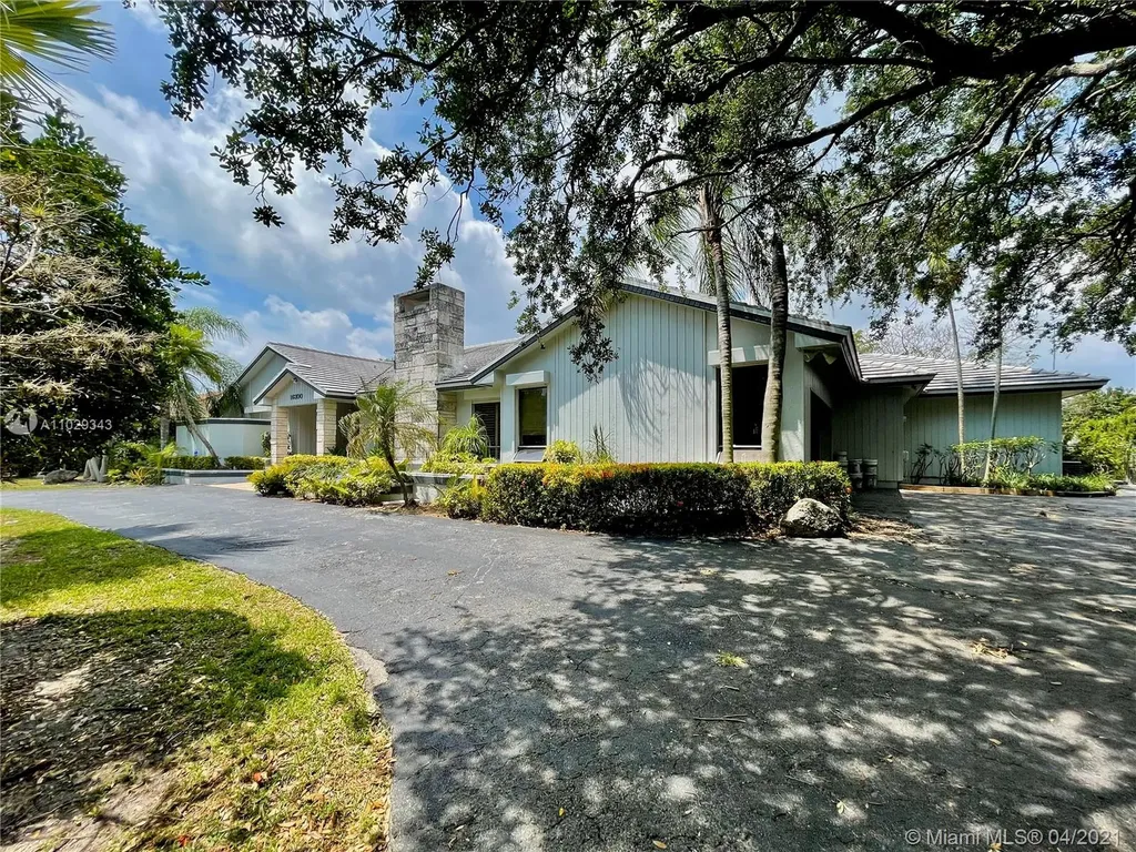 16300 SW 77th Avenue Palmetto Bay FL 33157