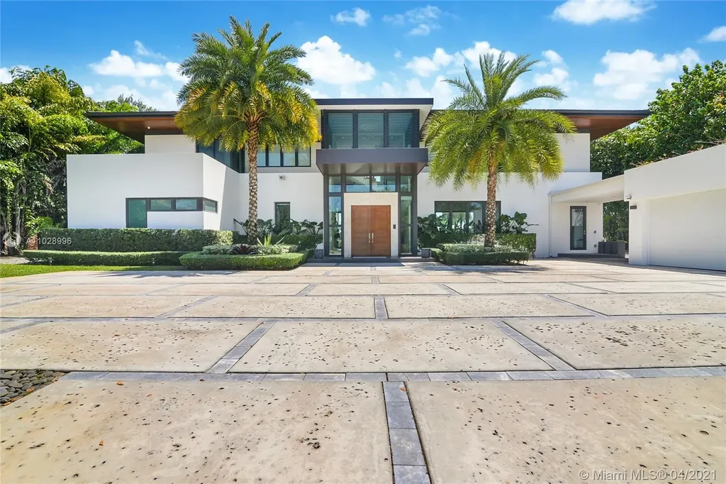 7210 S Prestwick Place Miami Lakes FL 33014
