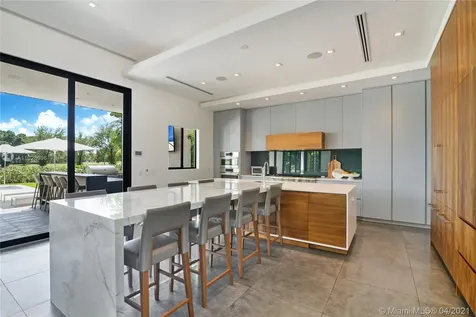 7210 S Prestwick Place Miami Lakes FL 33014