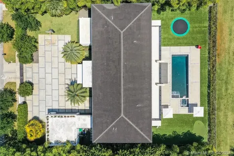 7210 S Prestwick Place Miami Lakes FL 33014