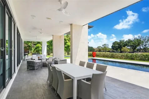 7210 S Prestwick Place Miami Lakes FL 33014