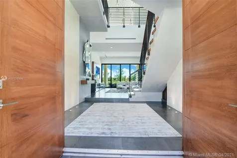 7210 S Prestwick Place Miami Lakes FL 33014