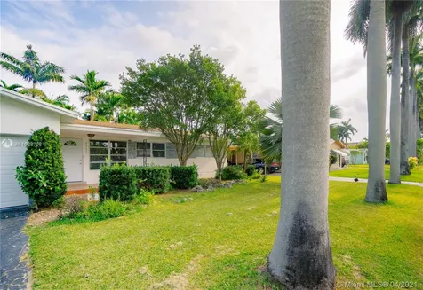 1521 Arthur Street Hollywood FL 33020