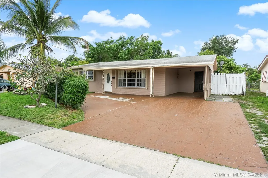 3549 NW 37th Avenue Lauderdale Lakes FL 33309