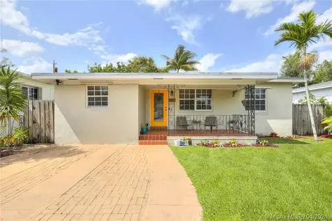 285 NE 110th Terrace Miami FL 33161