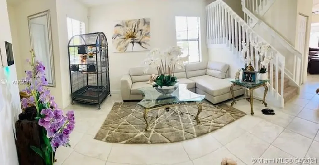 10354 W 34th Lane Hialeah FL 33018