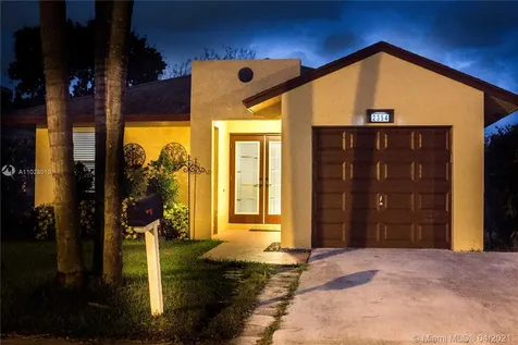 2354 NW 34th Road Coconut Creek FL 33066