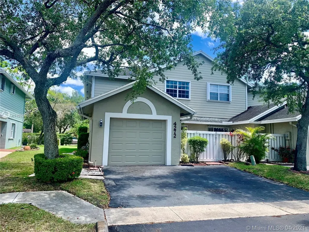 4272 NW 120th Lane Sunrise FL 33323