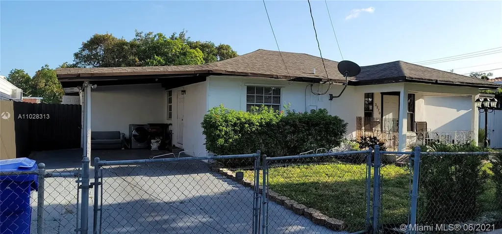 3270 NW 3rd Street Miami FL 33125