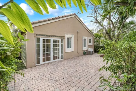 1509 Canary Island Drive Weston FL 33327