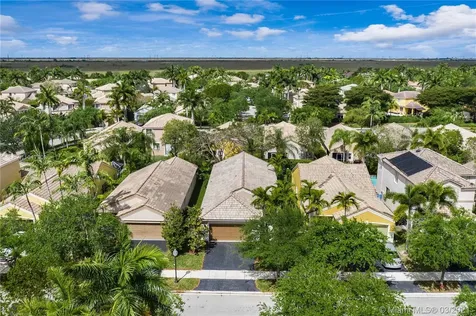 1509 Canary Island Drive Weston FL 33327