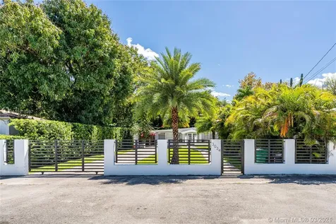 3034 NW 30th Street Miami FL 33142
