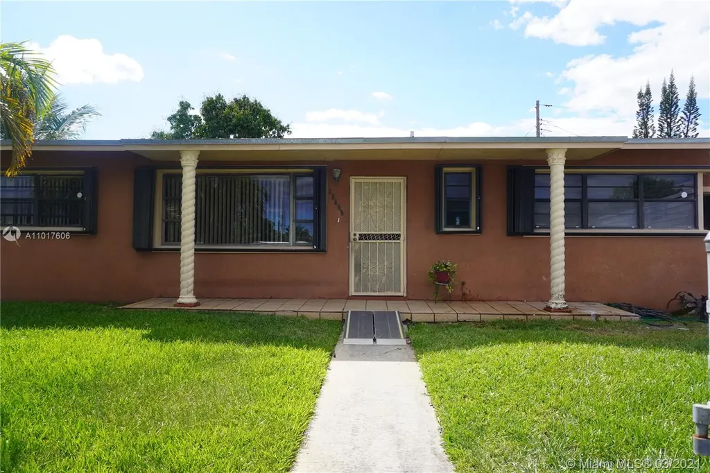 19600 NW 40th Court Miami Gardens FL 33055