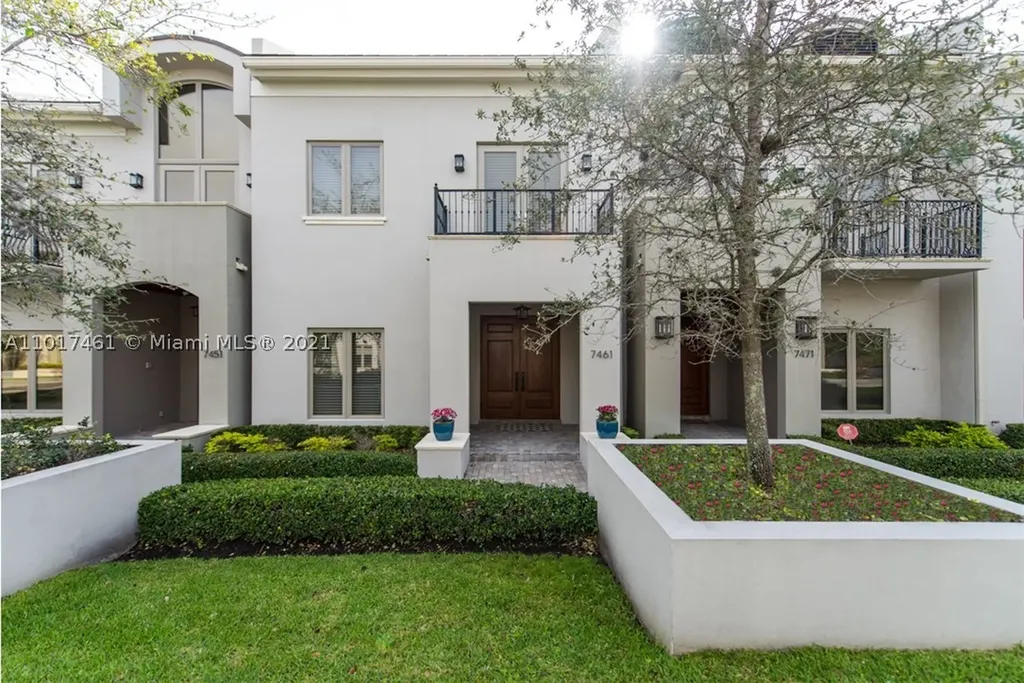 7461 SW 56th Court Miami FL 33143