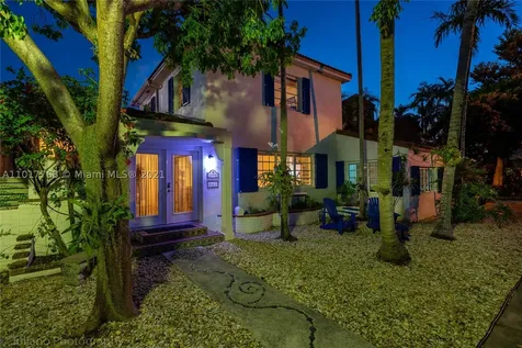 842 Espanola Way Miami Beach FL 33139