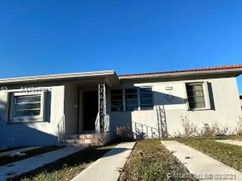 6457 SW 9th Street West Miami FL 33144