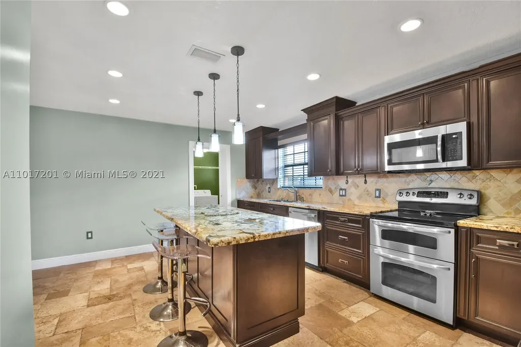 19163 NW 33rd Avenue Miami Gardens FL 33056
