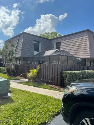 2576 NW 99th Avenue Coral Springs FL 33065