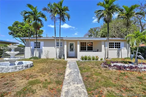 10031 Martinique Drive Cutler Bay FL 33189