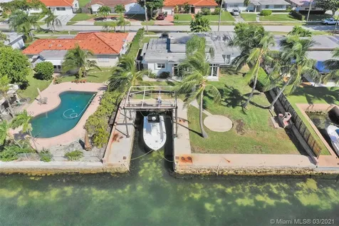 2170 NE 124th Street North Miami FL 33181