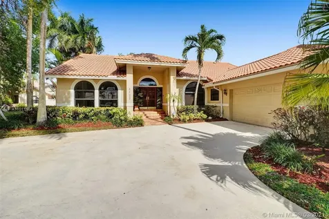 8122 NW 53rd Court Coral Springs FL 33067