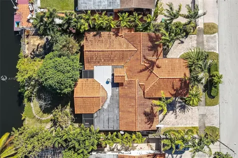 1515 SW 99th Court Miami FL 33174
