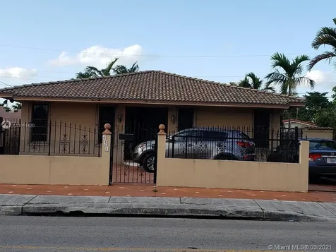 651 SE 8th Street Hialeah FL 33010
