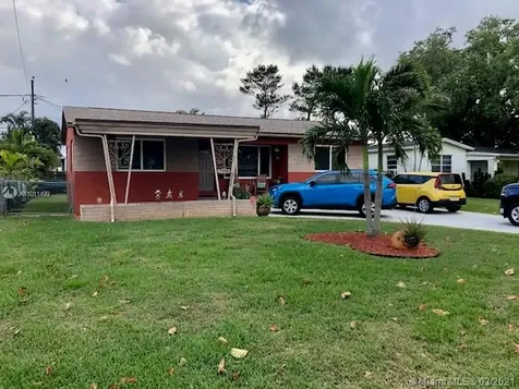 6812 SW 10th Street Pembroke Pines FL 33023