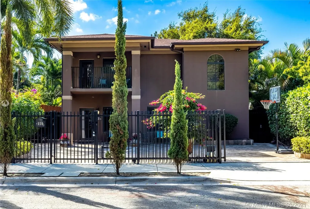 650 NE 62nd Street Miami FL 33138