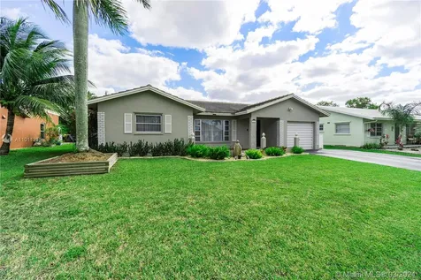 9416 NW 72nd Court Tamarac FL 33321