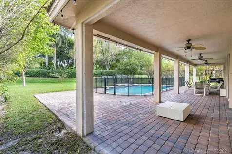 3817 Heron Ridge Lane Weston FL 33331
