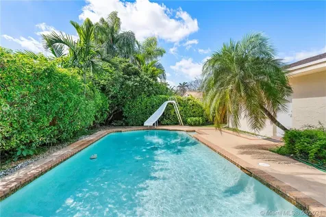 21131 Highland Lakes Boulevard Miami FL 33179