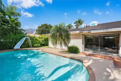 21131 Highland Lakes Boulevard Miami FL 33179